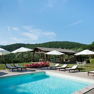 https://poggio-a-poppi.it-tuscanyhotel.com
